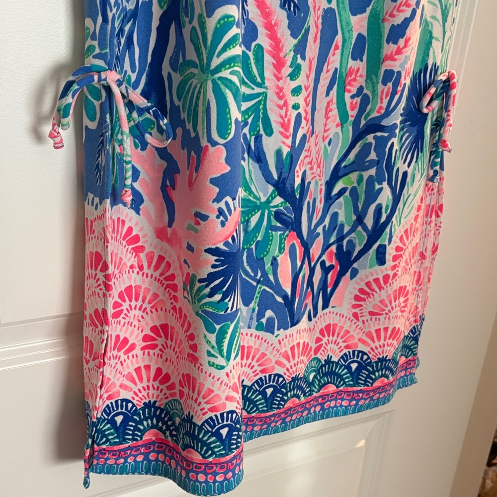 Sleeveless Tropical Print Romper in Blue, Pink & Green Lilly Pulitzer - Picture 4 of 8